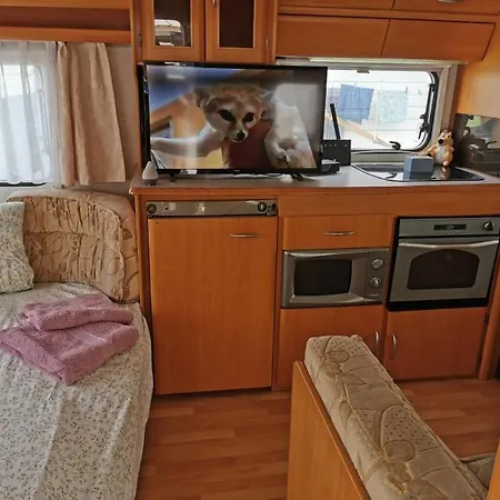 Kemp Sea Caravan On The