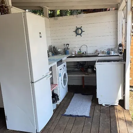 Sea Caravan On The Kemp