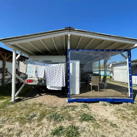 Sea Caravan On The Kemp