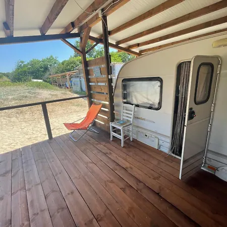 Kemp Sea Caravan On The