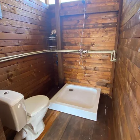 Sea Caravan On The Campingplatz Kiten (Burgas)