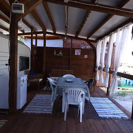 Κάμπινγκ Sea Caravan On The Kiten (Burgas)