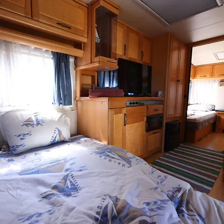 Κάμπινγκ Sea Caravan On The