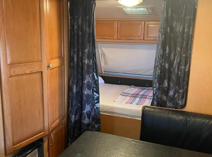 Sea Caravan On The קיטן