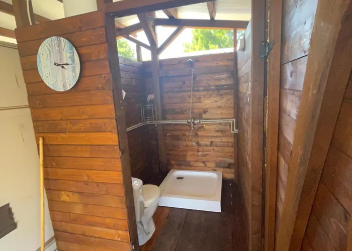 אתר קמפינג Sea Caravan On The *