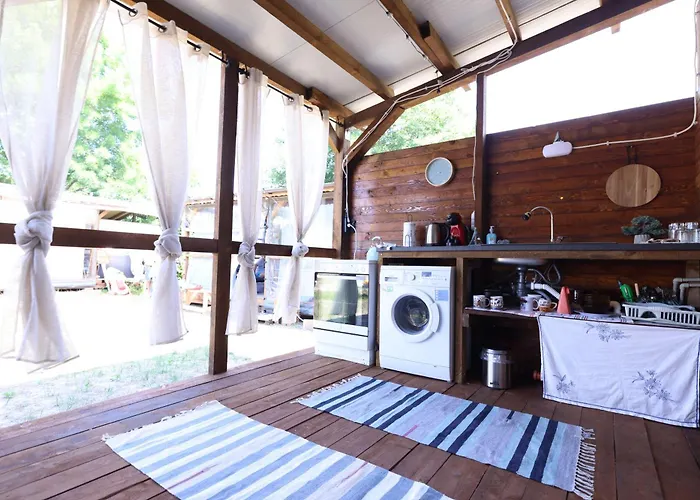 Sea Caravan On The * קיטן